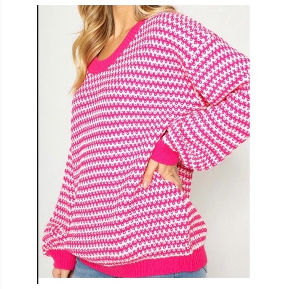 V Neck Oversized Sweater - Picture 2 of 2